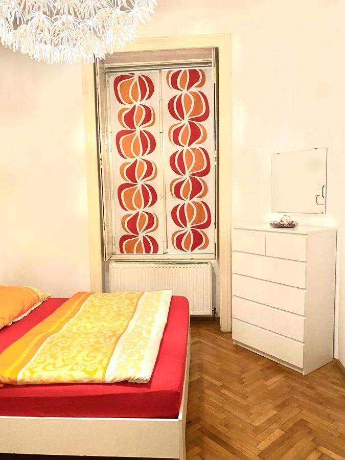 Apartamento Opera 1 *
